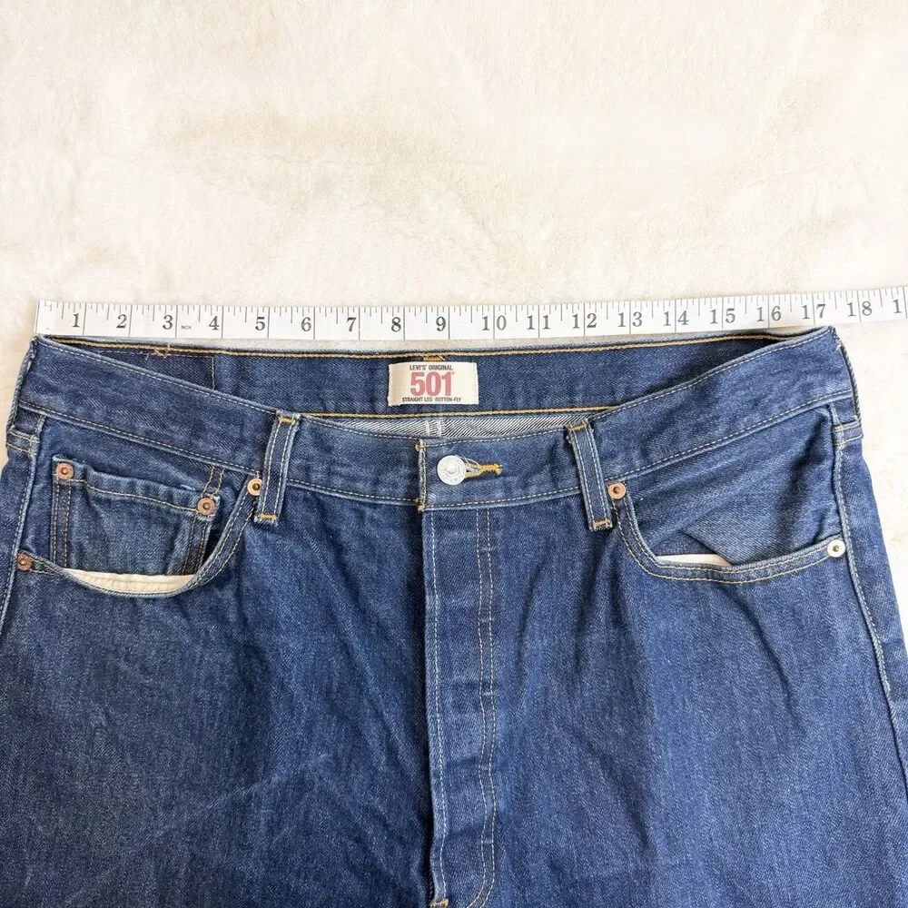 Levi’s 501 Straight Leg Cotton Rigid Denim Blue Jeans Button Fly Men’s 38x32